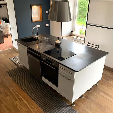 Comfortable House For 6 Guests In Saint-Come-Du-Mont Villa Bagian luar foto