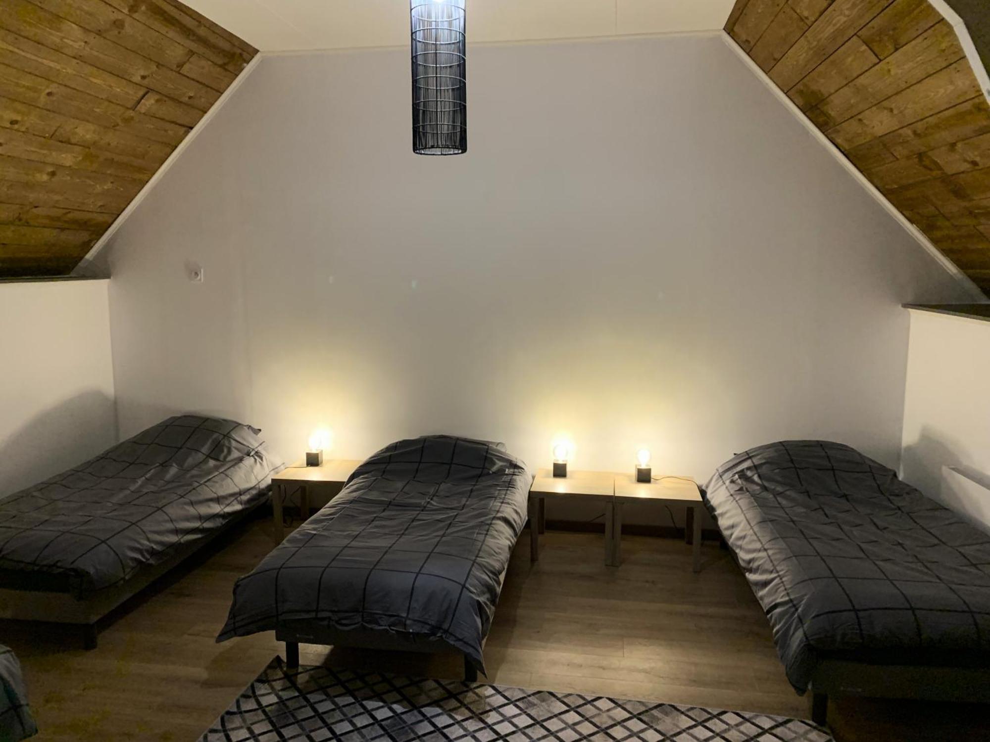 Comfortable House For 6 Guests In Saint-Come-Du-Mont Villa Bagian luar foto
